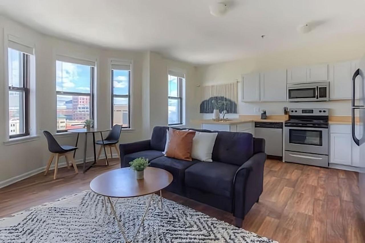 Perfect 1Br In Prime Location & View Of Stadiums Detroit Eksteriør billede